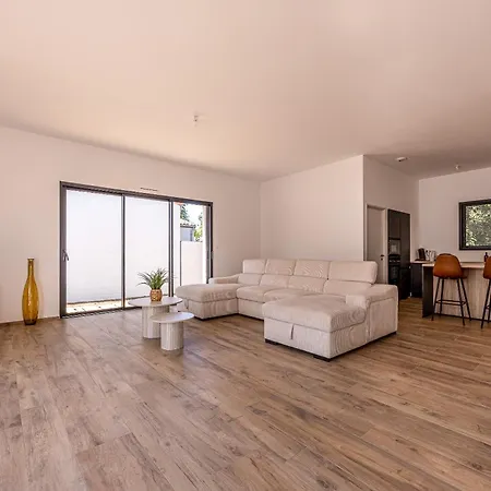 Villa Modern House, Perfect For A Relaxing Stay! *