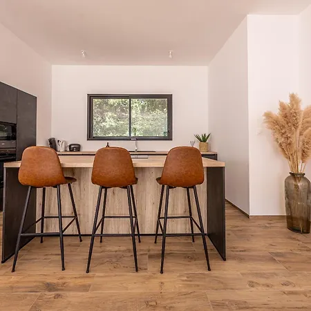 Modern House, Perfect For A Relaxing Stay!